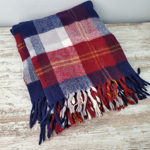 Fabrio Fairbault Woolen Mill Acrylic Throw Blanket - Picture 1 of 4